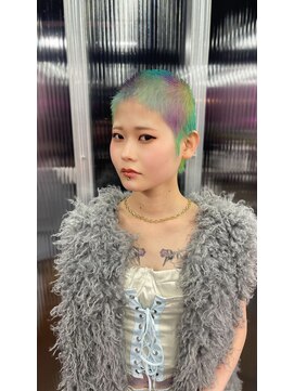 キジ(KIJI) バズカット/坊主女子/刈り上げ女子/ハイトーン/ミックスカラー