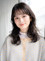 マグノリア(MAGNOLiA) 王道可愛い!オリーブグレーゆるふわロング・・・HINATA
