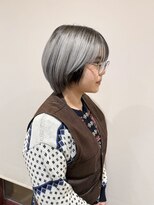 ルッツ(Lutz. hair design)&nbsp;1/27 シルバーカラー【千代田彩夏】