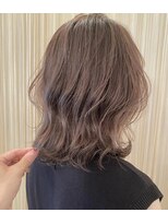 リスヘアー(Lisse hair)&nbsp;ミルクティーアッシュ×波巻きボブ