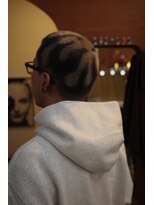 エディ(Edy)&nbsp;メンズ刈り上げスキンフェードケアブリーチホワイトシルバー岡山