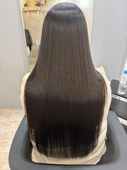 PALIO 加古川別府店【パーリオ】の写真/【加古川別府/駐車場完備】極上の艶を叶える酸性ストレート。年齢によるうねりや広がりを美しく。