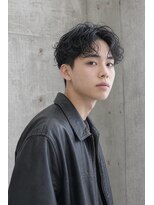 ユニオンデュオ 栄(Union Duo)&nbsp;旬の波巻きパーマ×ツーブロックで魅せる韓国風ウェットショート