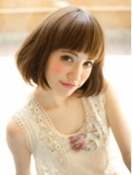 ステラフィッサ(STELLA FISSA) ワンレングスの重軽ボブ