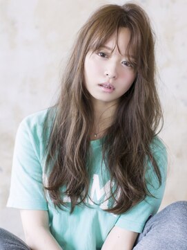 エアー 福岡(AIR) ［air-FUKUOKA　竹石］ ラフだけどこなれ感のある大人ロング