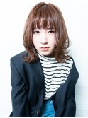 外ハネニュアンスが大人可愛い♪レイヤーソフトウルフスタイル