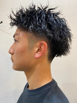 ニシムラ(NISHIMURA) カット＋ハードパーマ