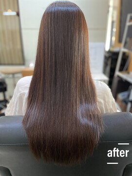 アキコ(AKIko) シルクのような手触りで最高峰のトリートメント20代/30代/40代