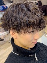 フィフス 栄(fifth)&nbsp;ツイストスパイラルパーマツーブロックメンズマッシュ