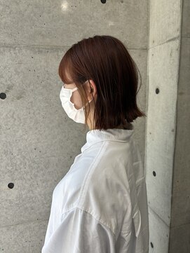 ニーゼロゼロナナ(2007) 外はねボブ