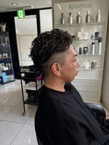 アイズ 海老名(AIZU)&nbsp;極道パーマ　スパイラルパーマ　フェードカット　海老名メンズ
