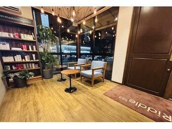 Riddle hair石井町店　【リドルヘアー　イシイマチテン】