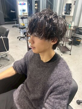 メンズサロン キング 心斎橋店(Men’s salon K!ng) ホワイトメッシュ/ツイスト/ツイスパ/パーマ/メンズ/眉毛/心斎橋