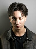 フェザーショート　ニュアンスパーマ　センターパート　毛流れ