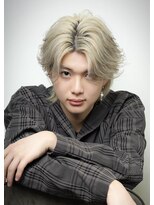 リップス 二子玉川店 (LIPPS) ブリーチカラー センターパートウルフ