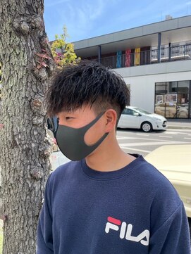 エディ(Edy) ツイストスパイラルパーママッシュ刈り上げメンズ眉毛カット