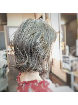 ラネージュ(La Neige) 肩上切りっぱなしボブ