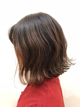 ヘアーサロン ビー(hair salon b.) 外ハネボブ