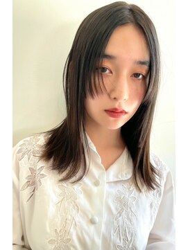 シータ(sheta) 【表参道sheta/中澤】フェザーバングカーキグレージュロブ