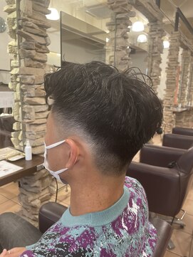 リー 甲子園(Lee) 刈り上げフェードスタイル