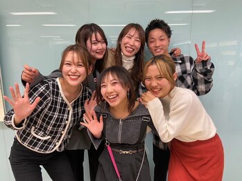 エミュ(emu)の写真/【女性stylist多数在籍】女性ならではの細かな気遣いに落ち着く♪絶妙なニュアンスstyleもお任せ◎