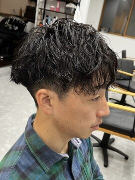 フゥ 宇都宮(FeU) 波巻きパーマメンズパーマメンズヘアツーブロックツイストパーマ