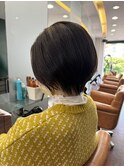 ショートボブ