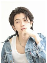 フリーラ 表参道(freera) センターパートウルフカットツイストスパイラルパーマゆるめ黒髪