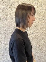 スリー ナカノシマ(three. Nakanoshima)&nbsp;【three.中之島】前下がりボブ