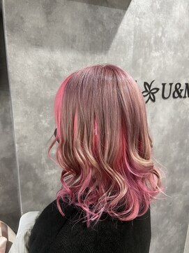 ジーナ サンシャイン通り池袋(Zina) デザインカラー　ピンク　インナー zina タナカユウタ