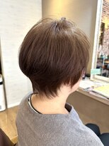 ヘアーメイクロージー 八軒店 (HAIR MAKE ROSY)&nbsp;大人ショートミルクテーベージュハイライトレイヤーヘッドスパ