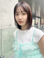 レイヤーヘア／透明感ベージュ
