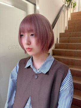サンク 原宿 表参道(cinq) ダメージレスなブリーチカラーで作るピンクベージュカラー