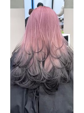 ヌエン 渋谷(NU/EN) ピンクブラック×レイヤーカット