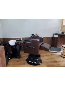 《カット+クレンジングスパ\4,620～》が大人気！髪の土台となる頭皮の汚れを落とします[福島市]