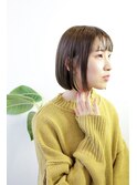 切りっぱなしボブ　オリーブカラー　ミニボブ