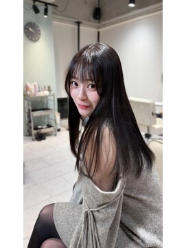 ティア(Tia.) 縮毛矯正/巻ける縮毛矯正/髪質改善トリートメント/ロングヘア