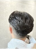 30代「フェザーパーマ】大人のセンターパート×ツーブロック