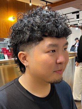 エリマ 横浜西口(elima) シャドウパーマのスキンフェードマレット◎