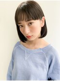 ナチュラル可愛い！耳だしショートボブ×アースカラー