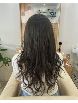 ニカ(nica) アッシュオリーブカラー