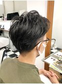 ショート　マッシュ　ショートボブ　HEADS 市川　学割　イルミナ