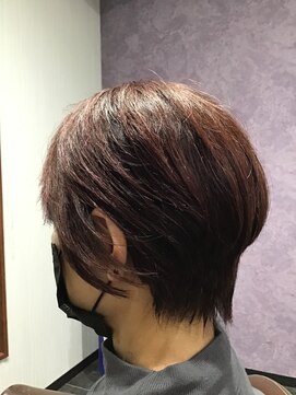 アンジュ(ange) 襟足絞ったショート