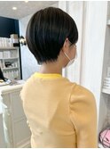 福山市美容室Caary人気 似合わせツヤっと丸みショートヘア