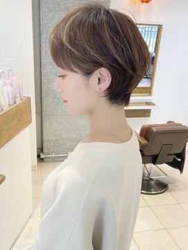 センスヘア(SENSE Hair) 大人可愛い/小顔カット/マッシュショート/ショートボブ/アッシュ
