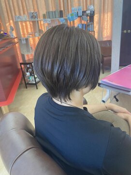 スーペリオル(Superior) ショート/艶暗髪/大人カラー