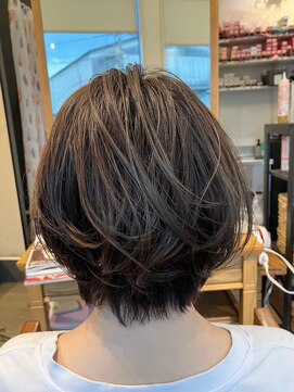 アンバー(amber) ショート