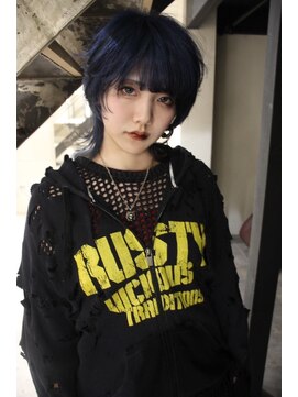 オルン(ORGN.) 中性ウルフ ネイビーカラー ウルフカット 名古屋 大須