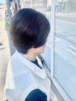 ブルネットカラー(Brunette color)の写真/《白髪染め・白髪カバーができる》毎月通いやすいお手頃価格で気になった時すぐに行けると大人女性に人気◎