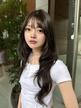 リリック(LYLICK) 艶感溢れるオリーブブラウン